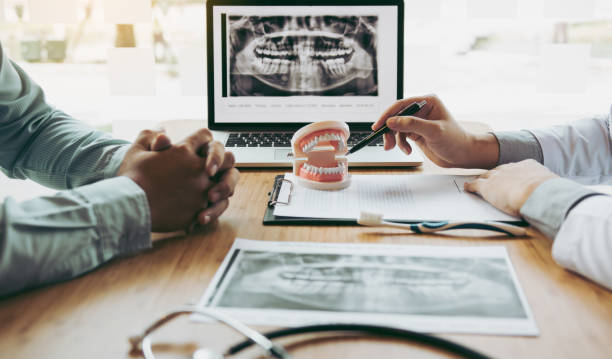 Best Weekend Emergency Dentist in Golden Gate, FL