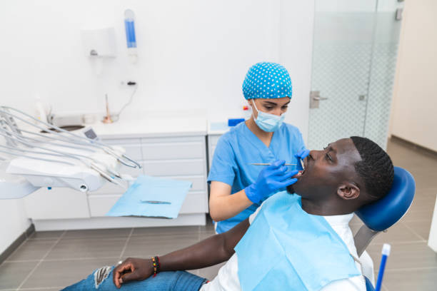 Best Emergency Treatment for Toothache in Golden Gate, FL